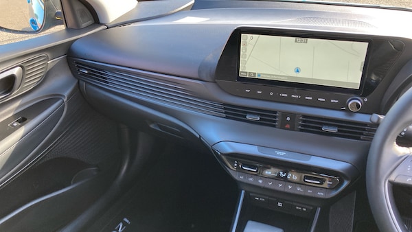 Used Hyundai i20 2022 for sale - 76302916: Photo 14