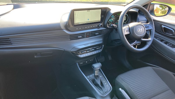 Used Hyundai i20 2022 for sale - 76302916: Photo 9