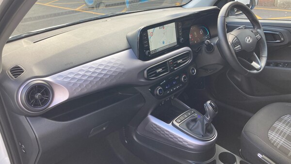 Used Hyundai i10 2024 for sale - 76184324: Photo 9