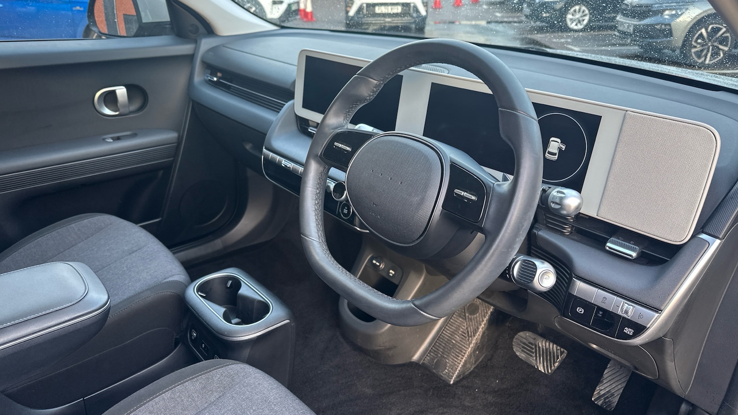 Used Hyundai IONIQ 5 2024 for sale - 76921195: Photo 11