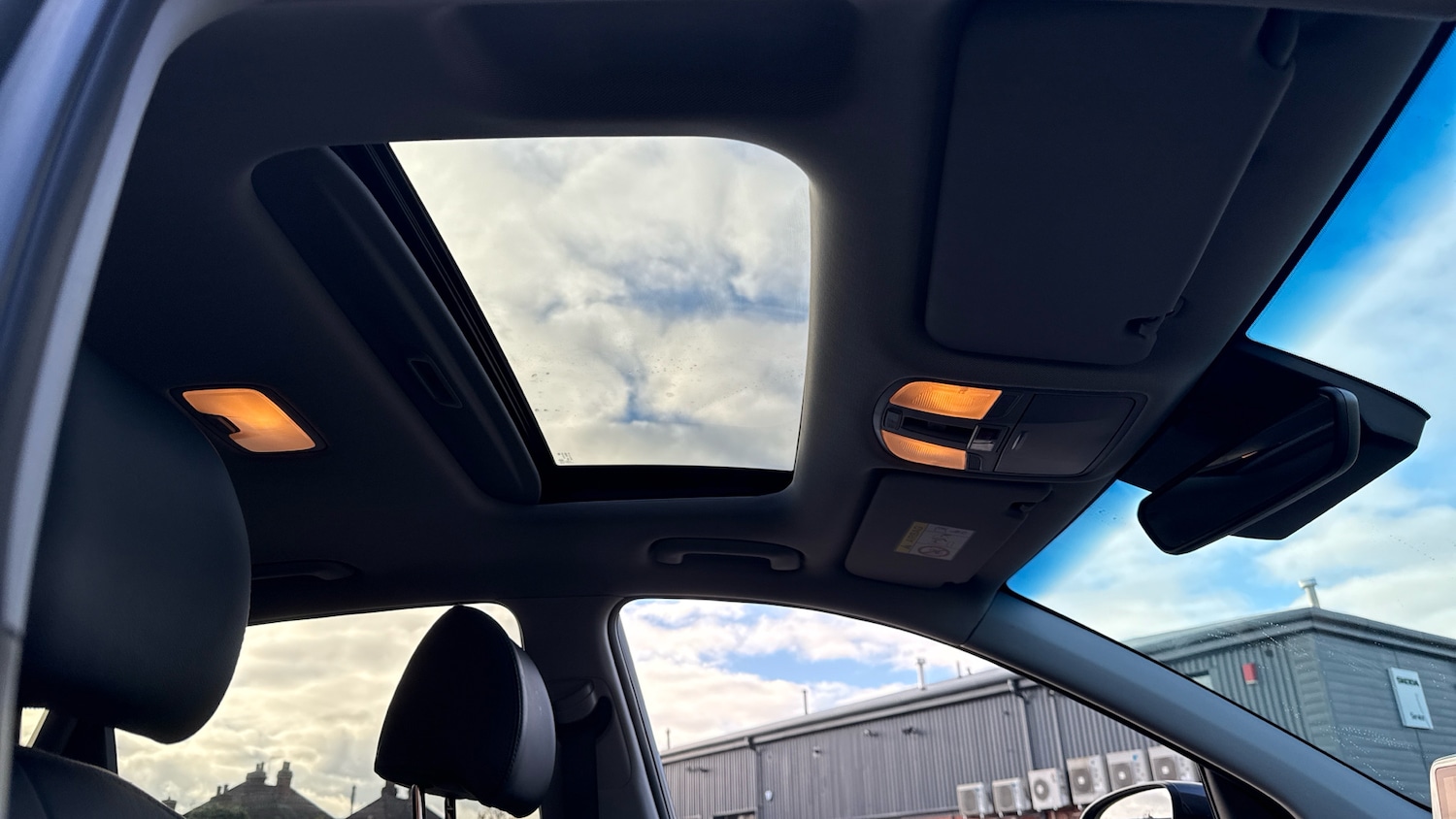 Used Hyundai KONA 2023 for sale - 76526451: Photo 27