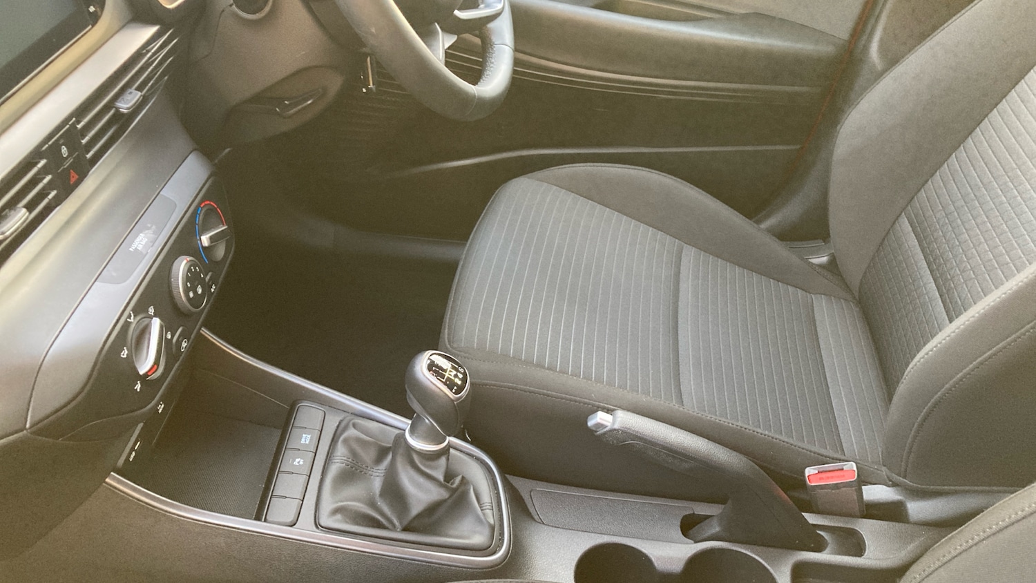 Used Hyundai i20 2023 for sale - 77046144: Photo 13