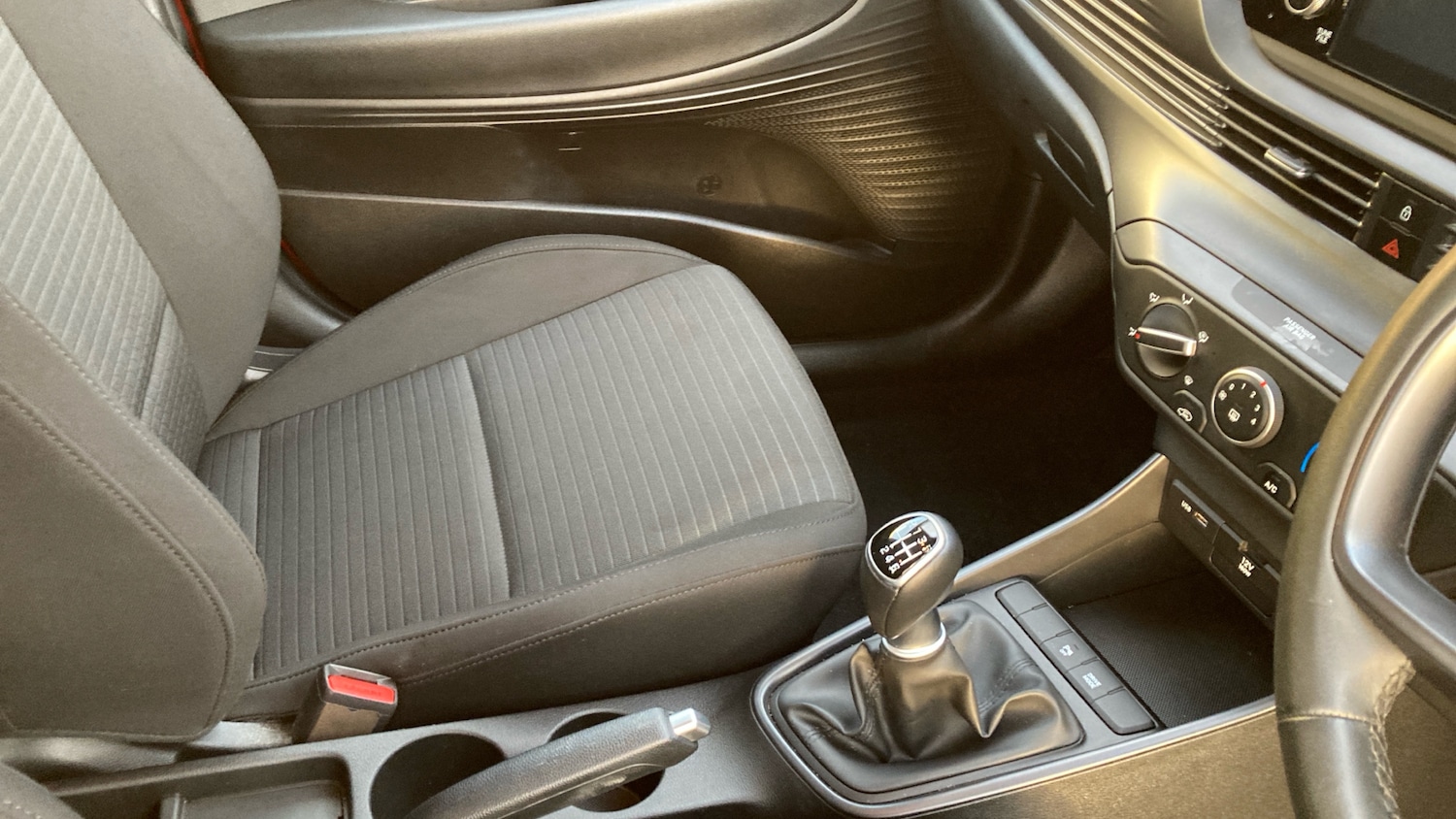 Used Hyundai i20 2023 for sale - 77046144: Photo 14