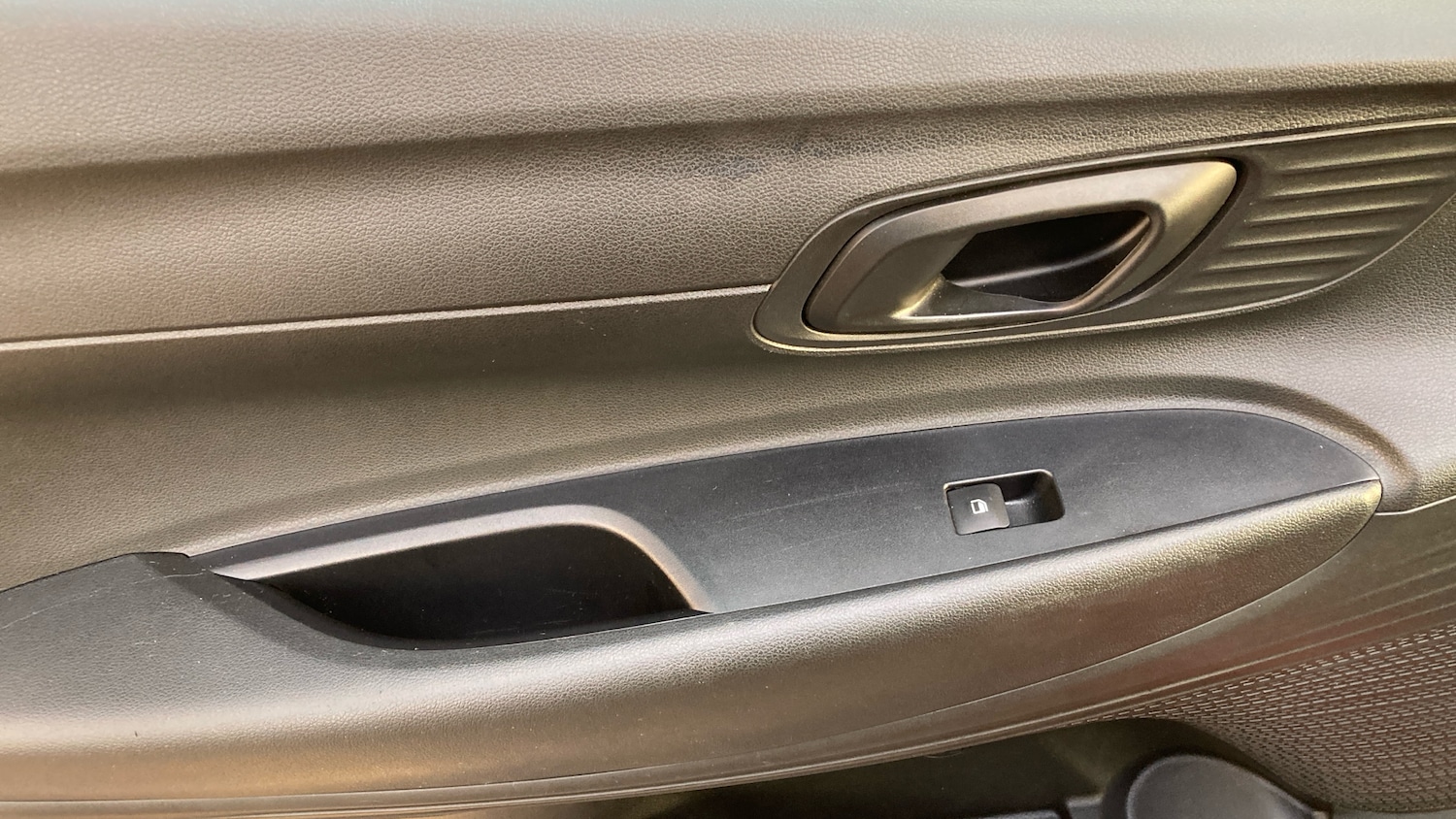 Used Hyundai i20 2023 for sale - 77046144: Photo 45