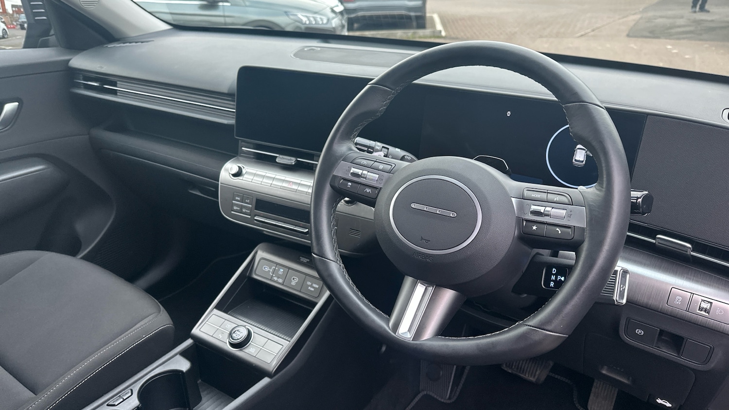 Used Hyundai KONA 2025 for sale - 77088080: Photo 11