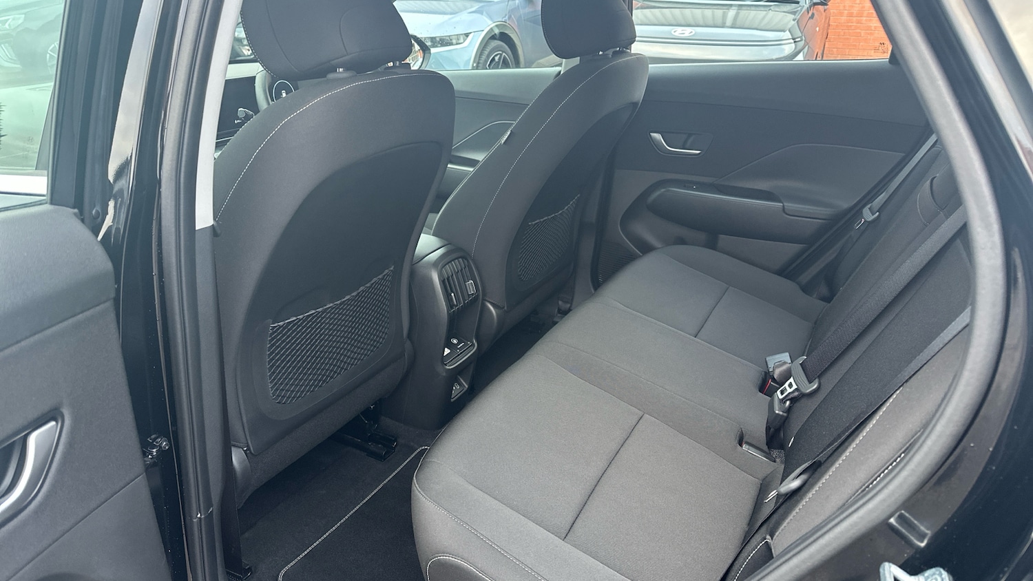 Used Hyundai KONA 2025 for sale - 77088080: Photo 16