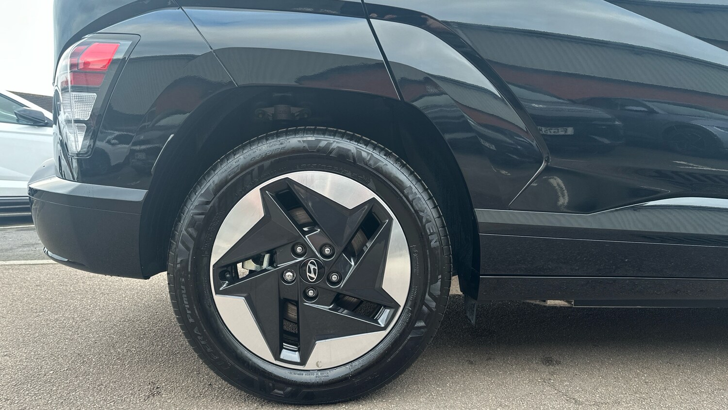 Used Hyundai KONA 2025 for sale - 77088080: Photo 7