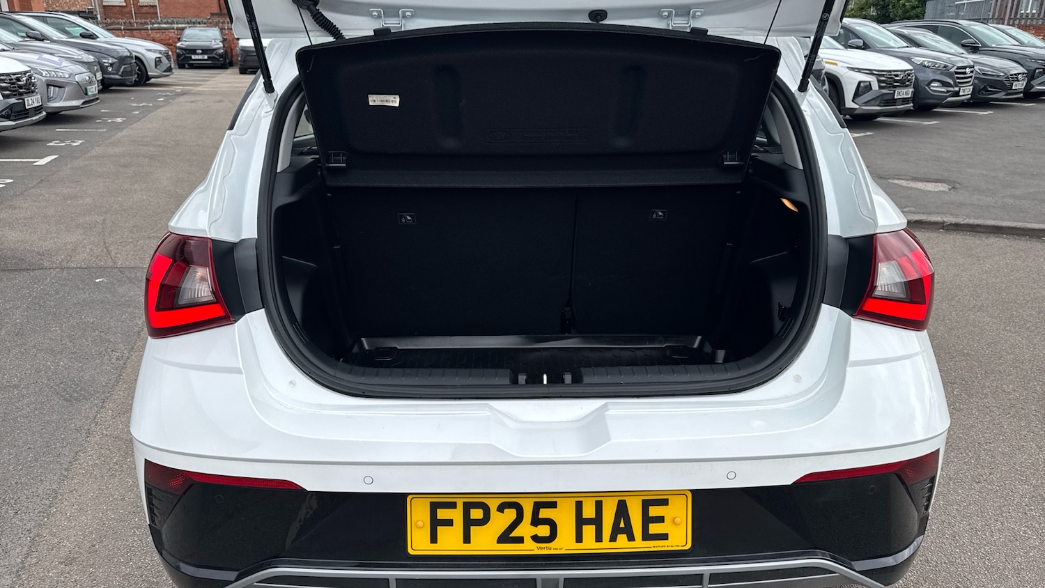 Used Hyundai i20 2025 for sale - 76252276: Photo 4