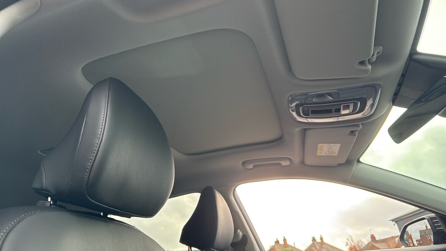 Used Hyundai KONA 2025 for sale - 77567596: Photo 38