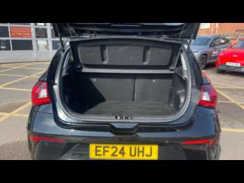 Used Hyundai i20 2024 for sale - 74902520: Photo