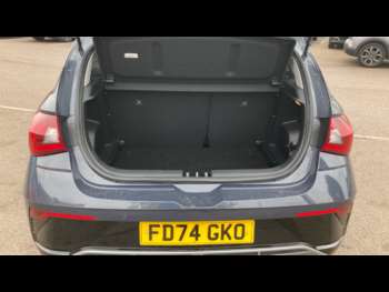 Used Hyundai i20 2024 for sale - 74392563: Photo
