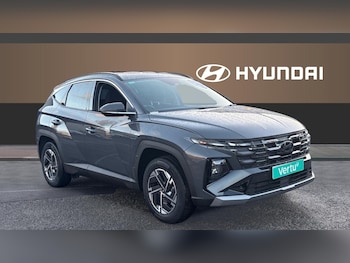 2025 (74) - 1.6T Hybrid Advance 5dr Auto Hybrid Estate