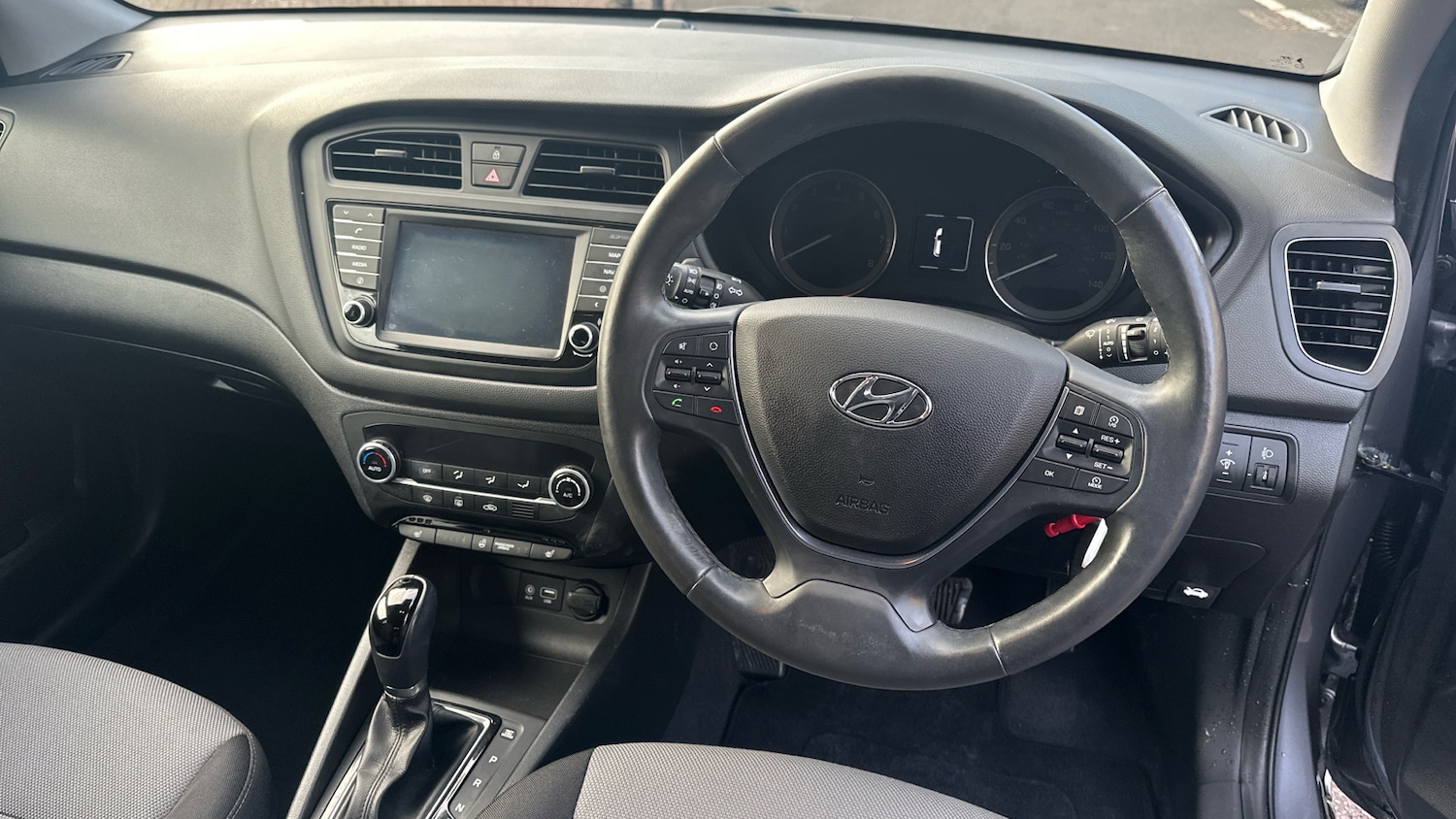 Used Hyundai i20 2017 for sale - 76653081: Photo 10