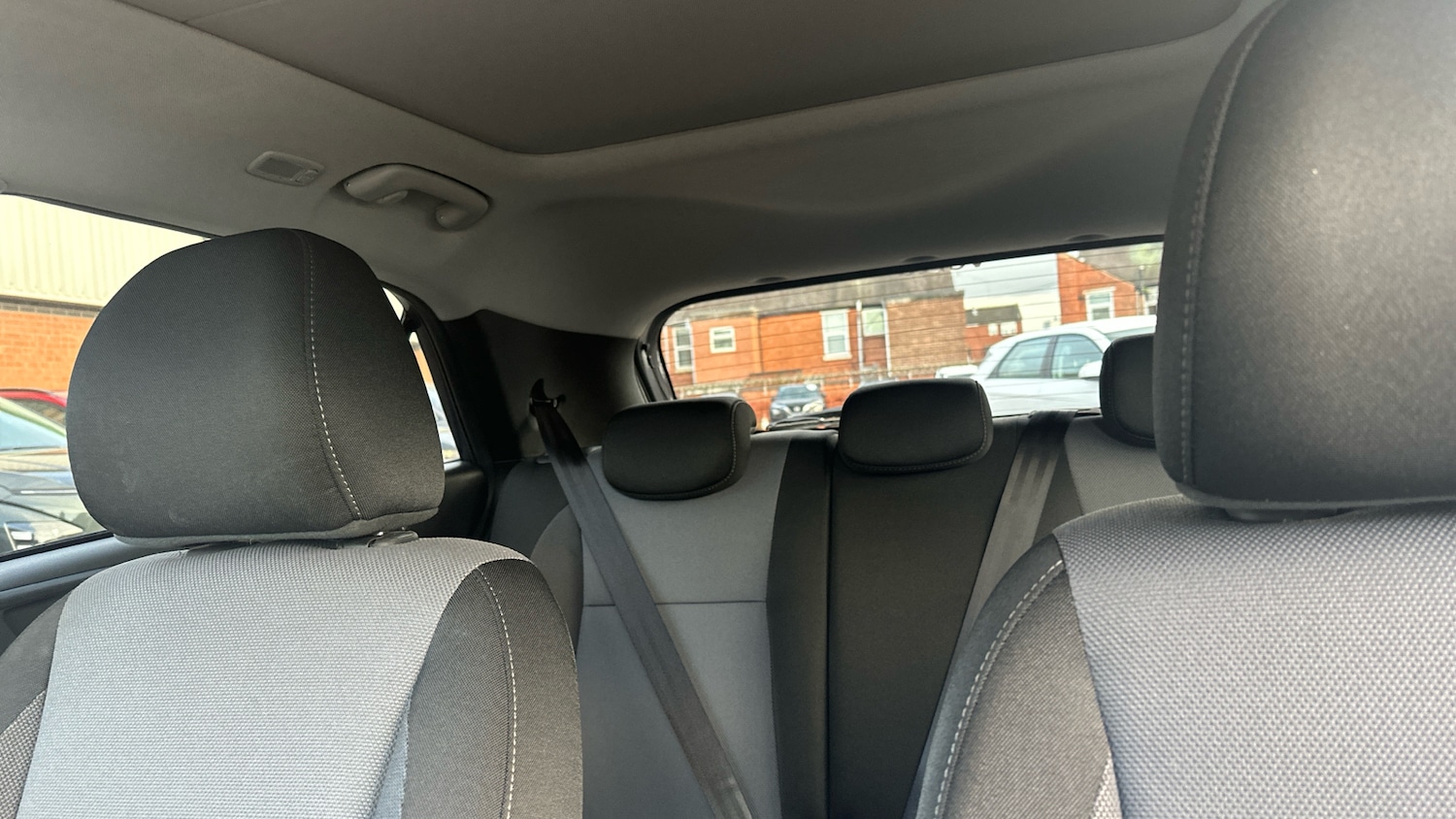 Used Hyundai i20 2017 for sale - 76653081: Photo 15