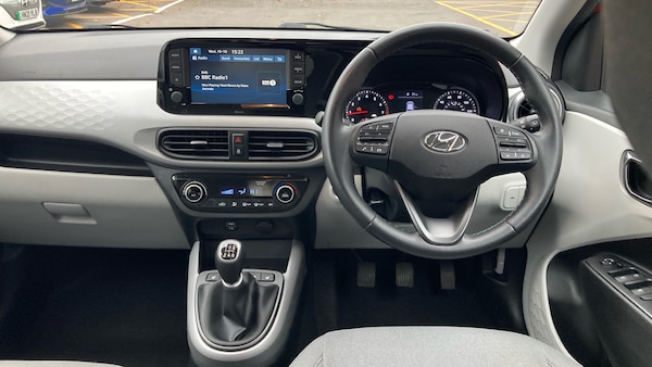 Used Hyundai i10 2023 for sale - 76156544: Photo 10