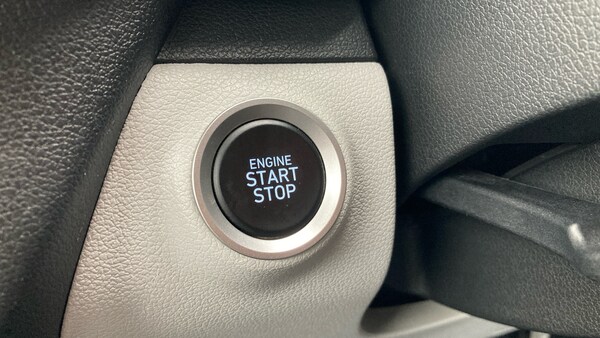 Used Hyundai i10 2023 for sale - 76156544: Photo 32