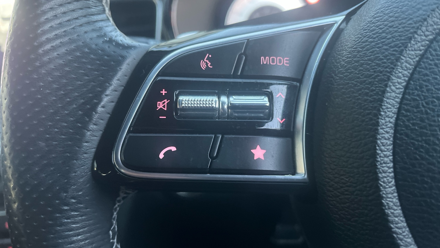 Used Kia XCeed 2023 for sale - 76924202: Photo 27