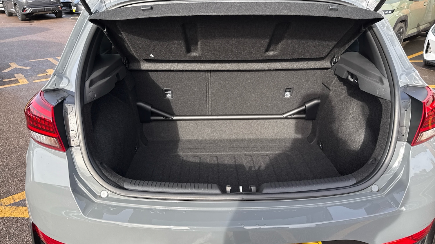 Used Hyundai i30 2022 for sale - 77687355: Photo 4