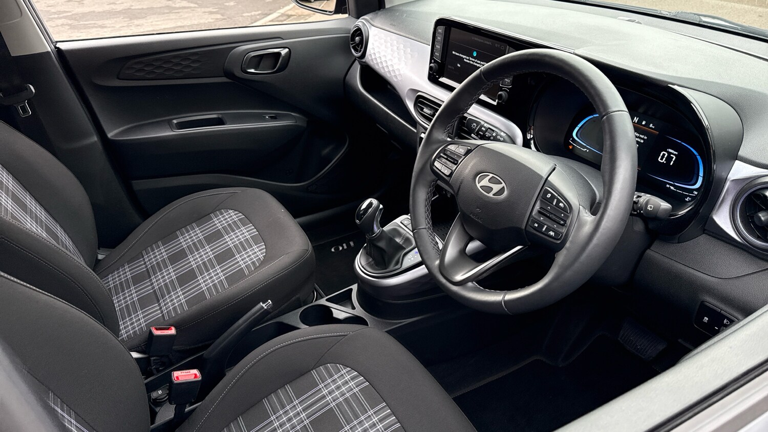 Used Hyundai i10 2024 for sale - 76508067: Photo 11