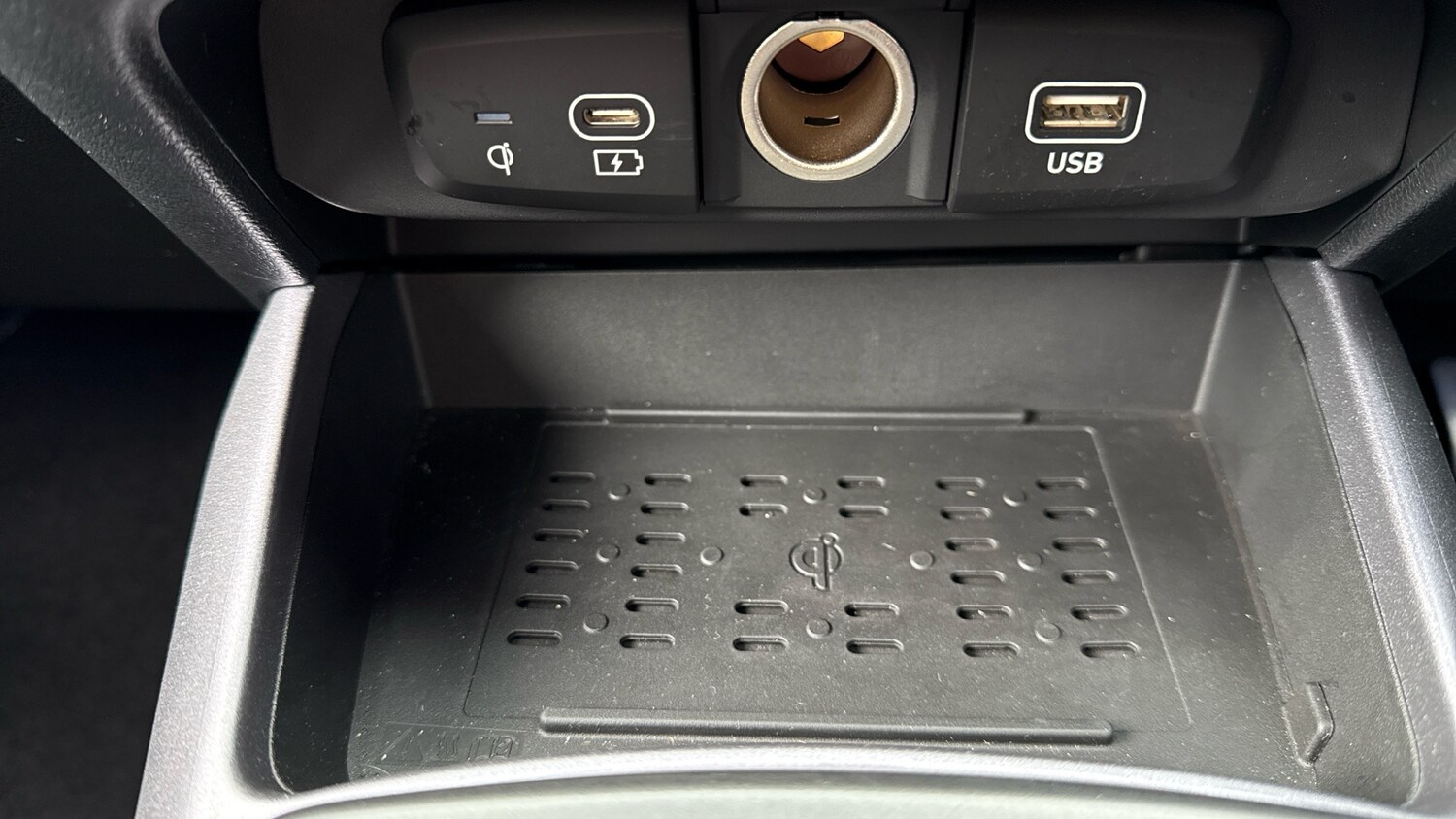 Used Hyundai i10 2024 for sale - 76508067: Photo 25