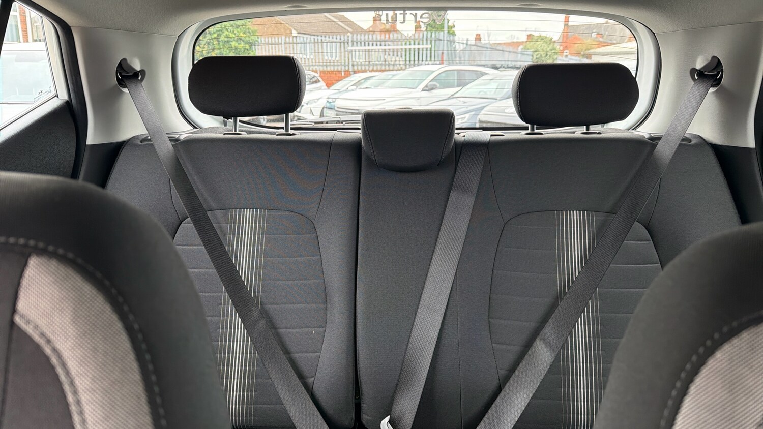 Used Hyundai i10 2023 for sale - 77742475: Photo 15