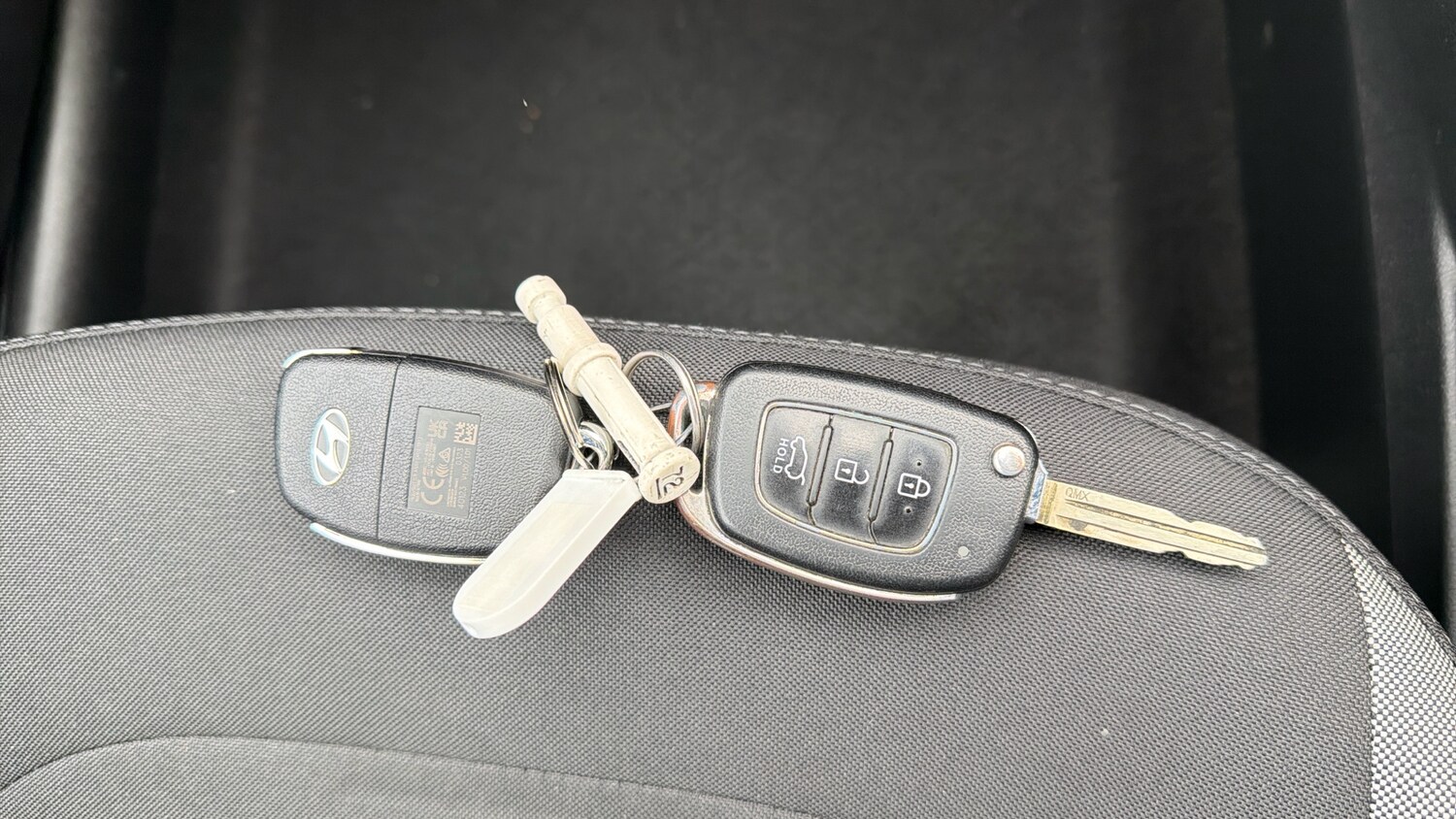 Used Hyundai i10 2023 for sale - 77742475: Photo 20