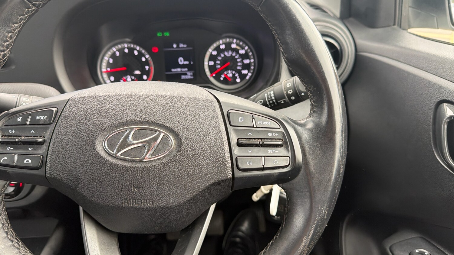 Used Hyundai i10 2023 for sale - 77742475: Photo 22