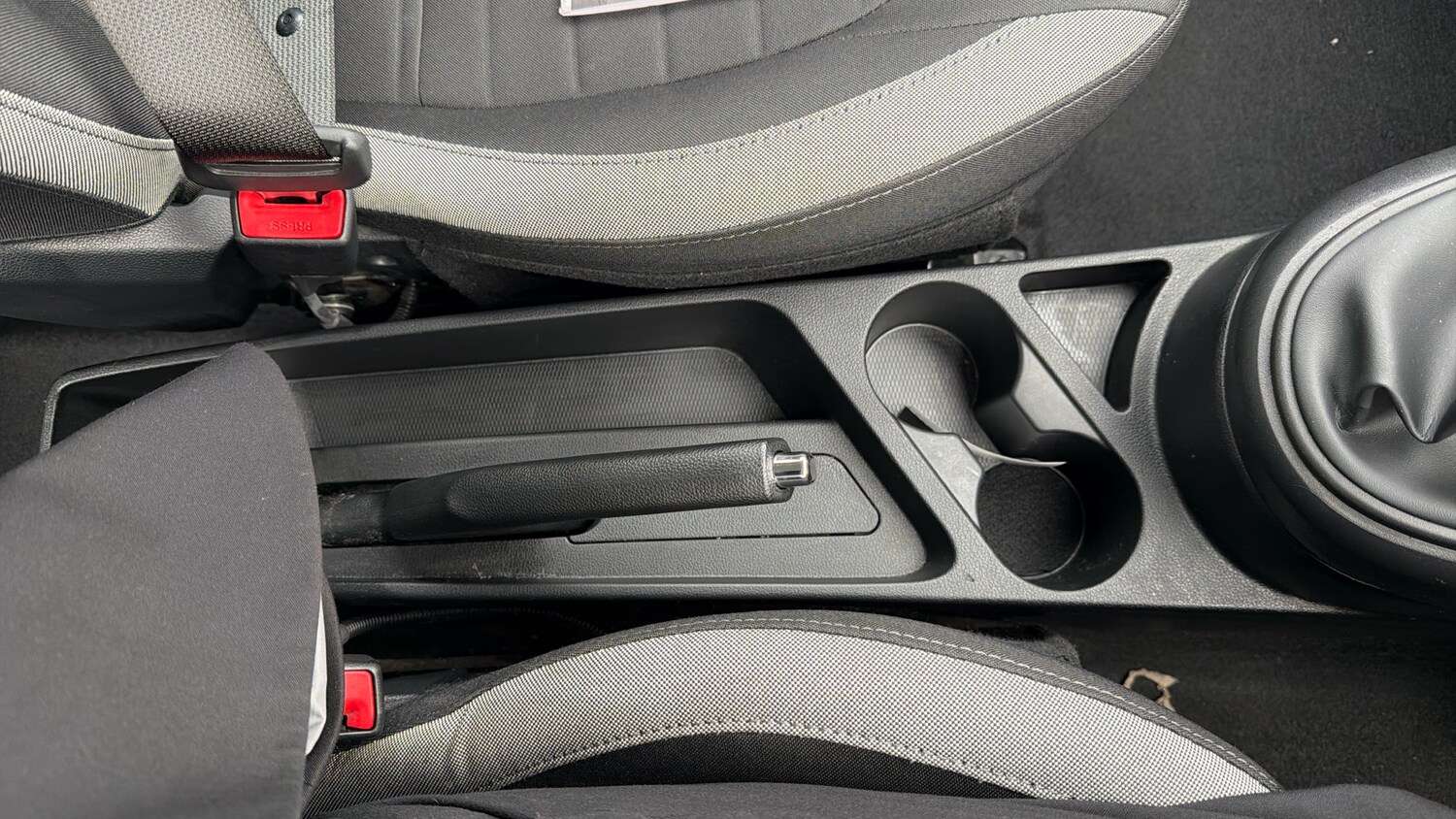 Used Hyundai i10 2023 for sale - 77742475: Photo 30