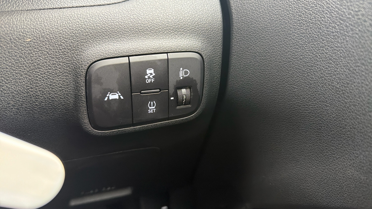 Used Hyundai i10 2023 for sale - 77742475: Photo 32