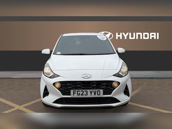 Used Hyundai i10 2023 for sale - 77742475: Photo