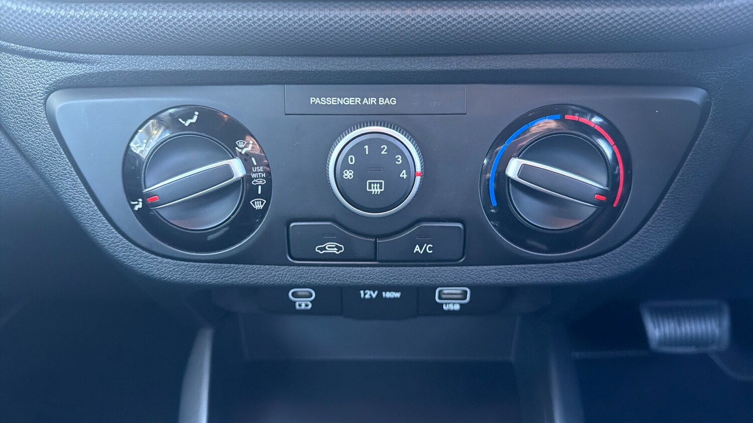 Used Hyundai i10 2025 for sale - 77744179: Photo 32