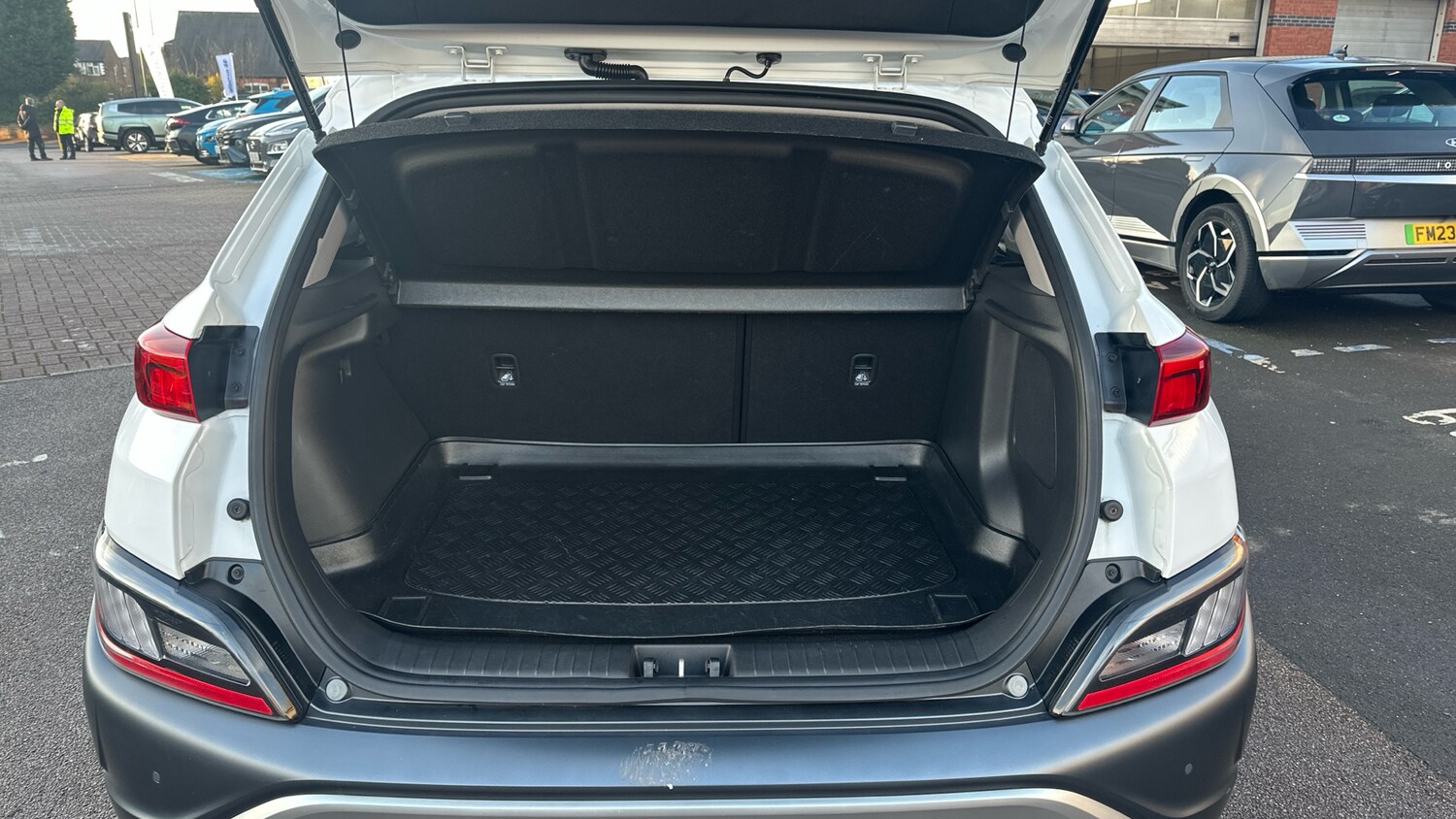 Used Hyundai KONA 2022 for sale - 76831431: Photo 4