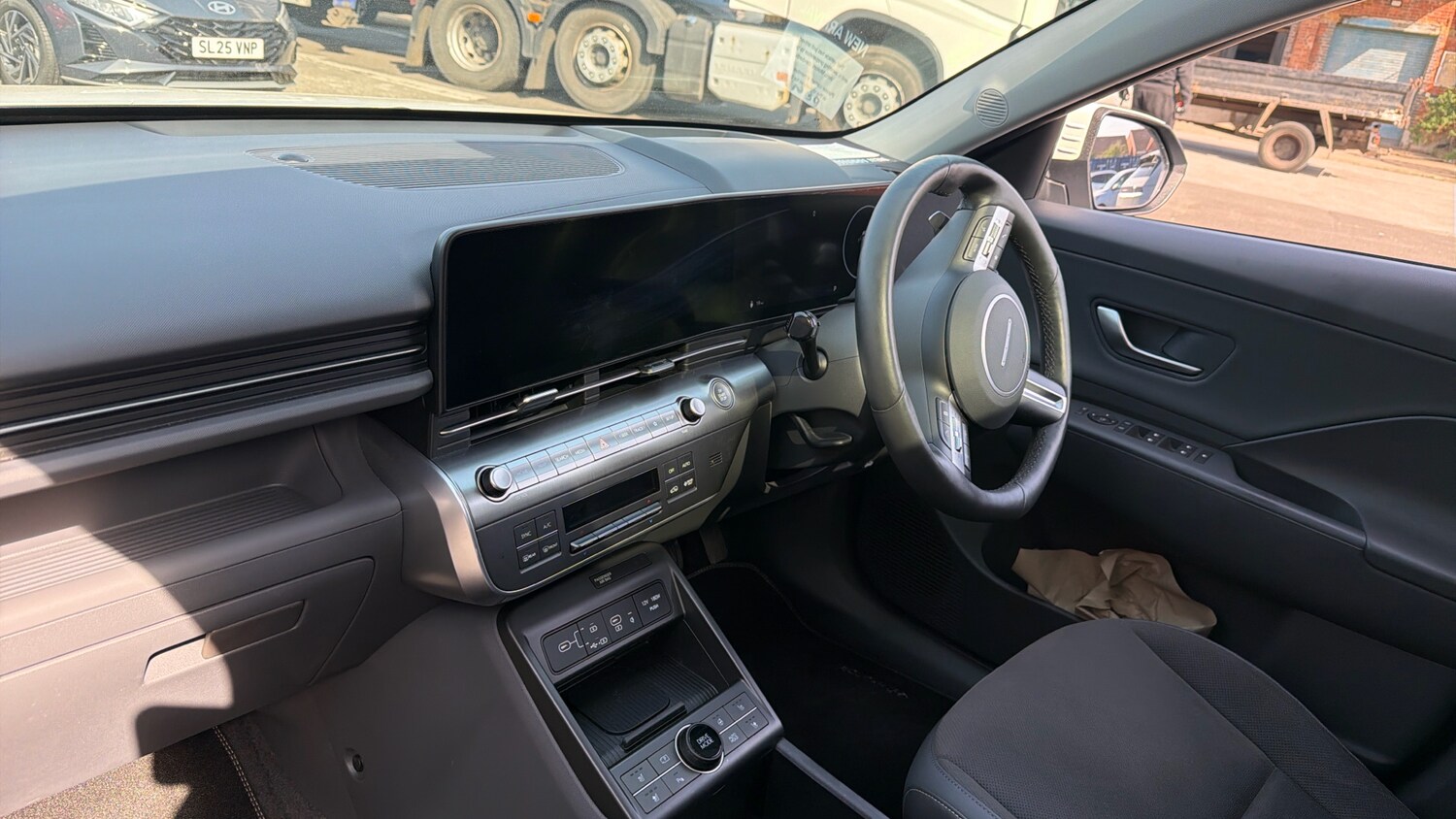 Used Hyundai KONA 2025 for sale - 78176381: Photo 9