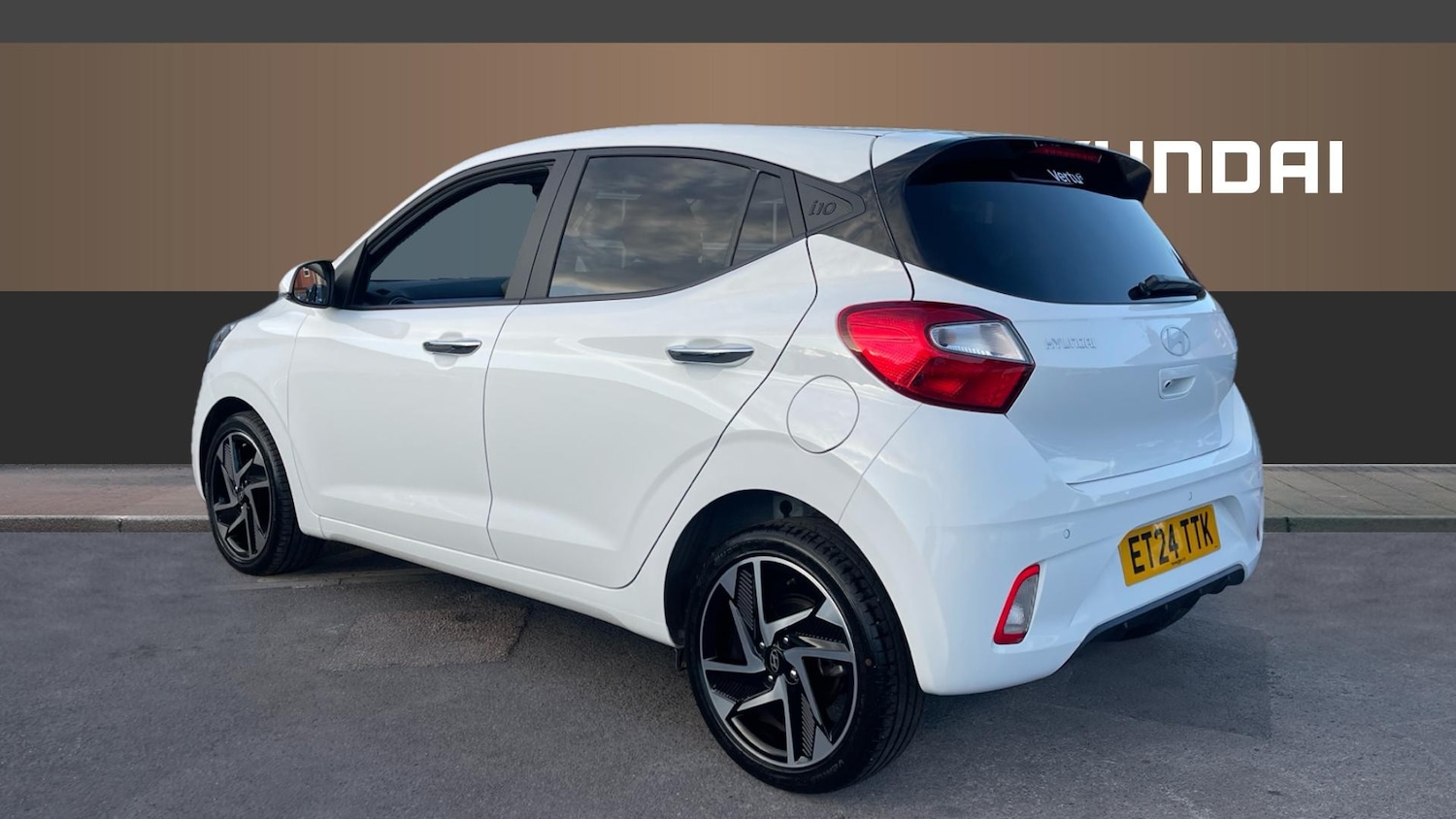 Used Hyundai i10 2024 for sale - 76115732: Photo 2