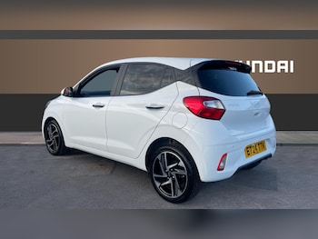 Used Hyundai i10 2024 for sale - 76115732: Photo 2