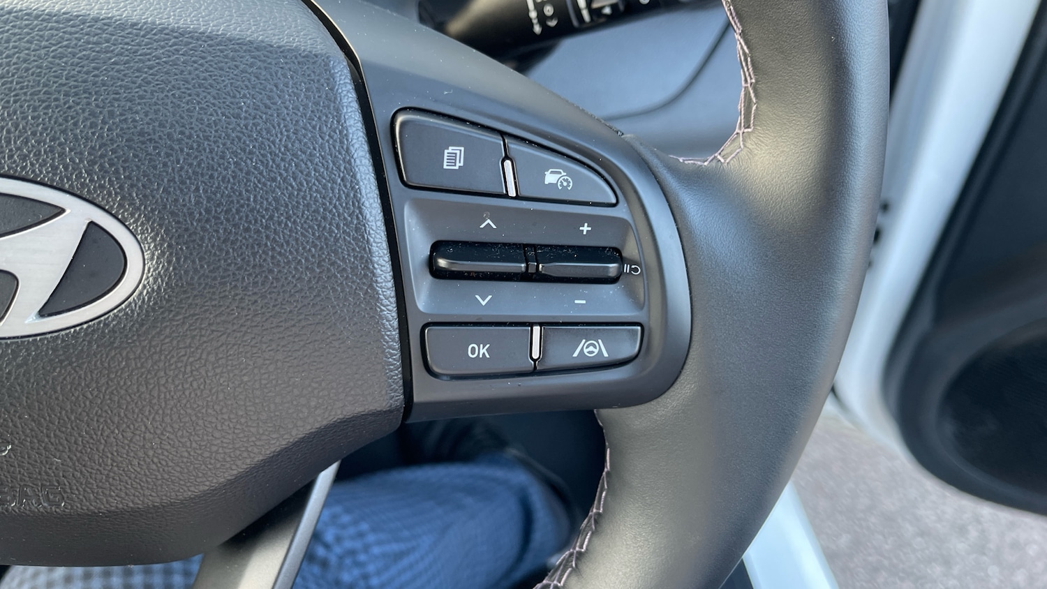 Used Hyundai i10 2024 for sale - 76115732: Photo 32