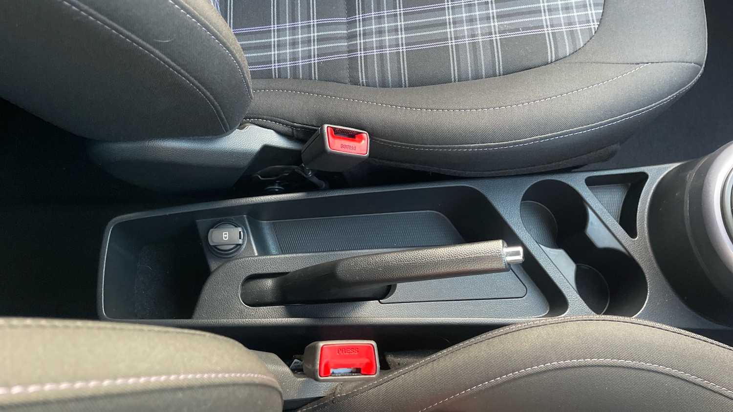 Used Hyundai i10 2024 for sale - 76115732: Photo 36