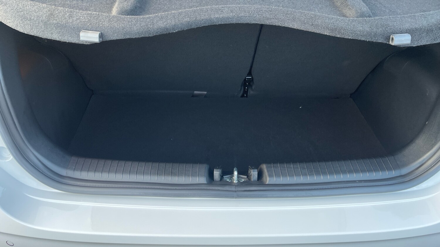 Used Hyundai i10 2024 for sale - 76115732: Photo 44