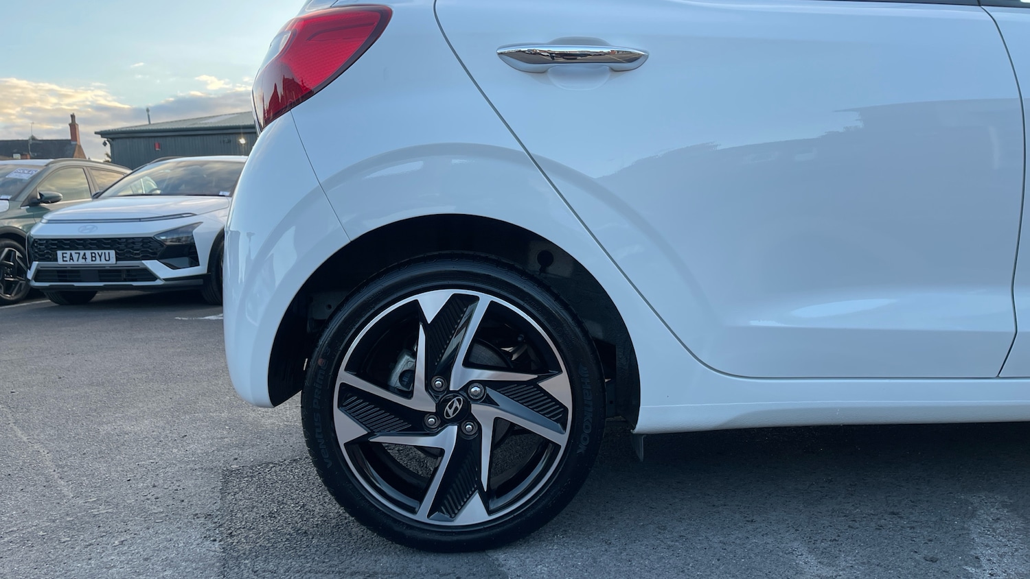Used Hyundai i10 2024 for sale - 76115732: Photo 7
