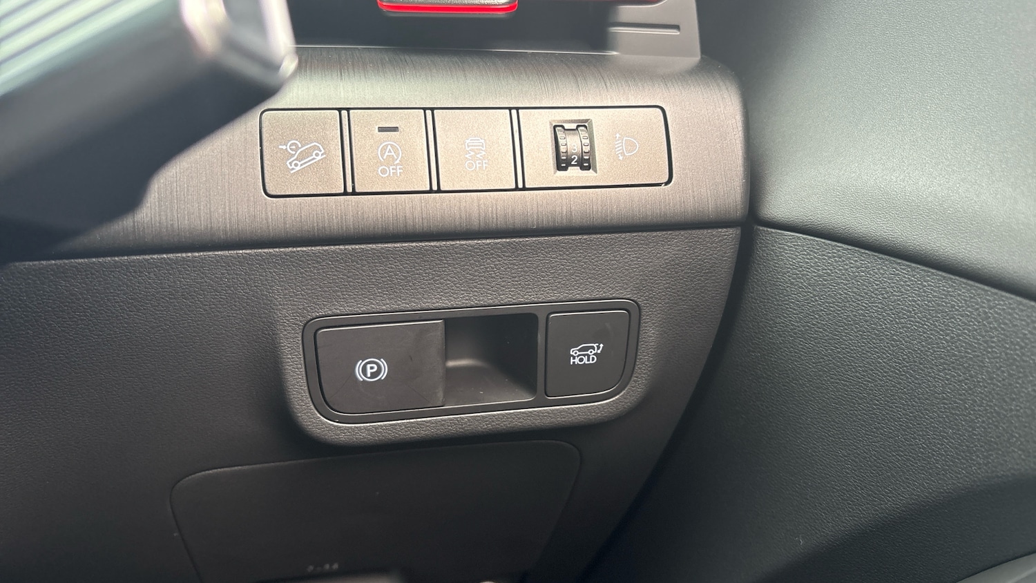 Used Hyundai KONA 2025 for sale - 76891612: Photo 34