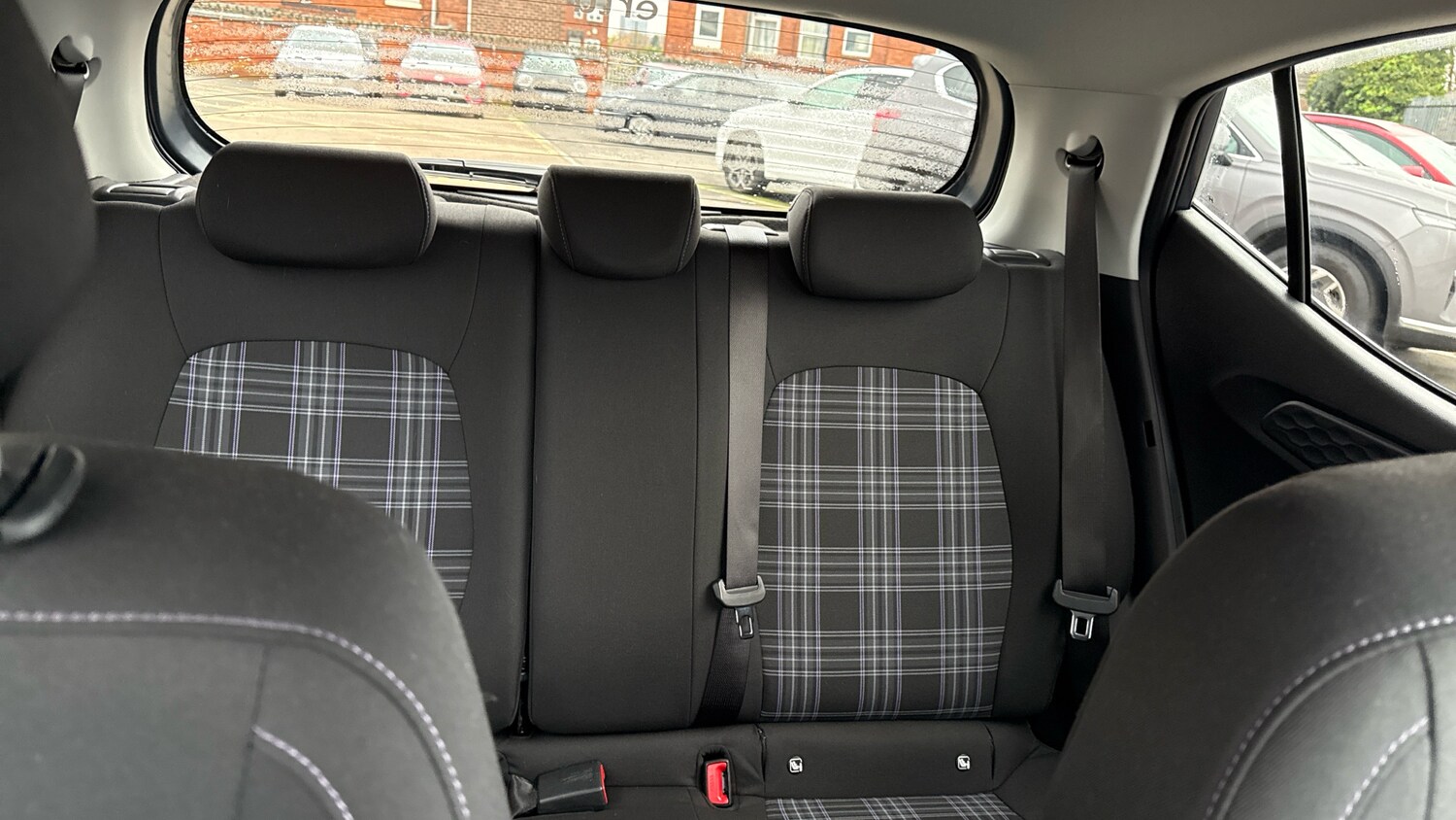 Used Hyundai i10 2024 for sale - 76637581: Photo 15