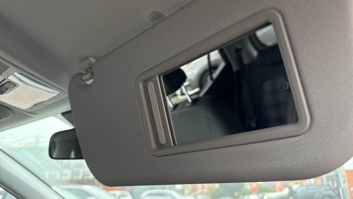 Used Hyundai i10 2024 for sale - 76637581: Photo 39