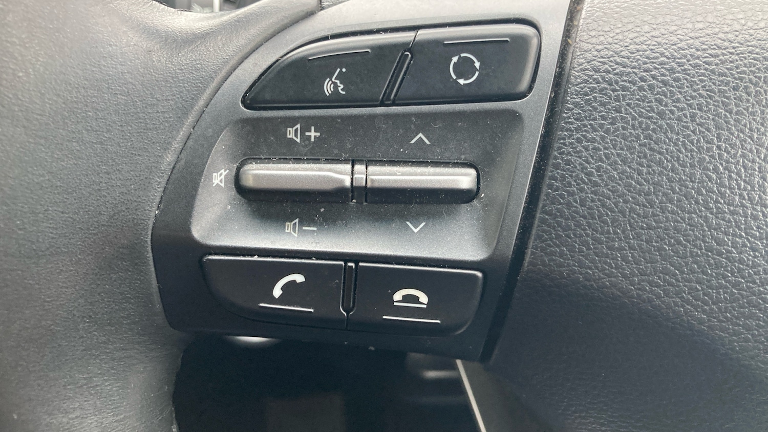 Used Hyundai KONA 2020 for sale - 76908441: Photo 26