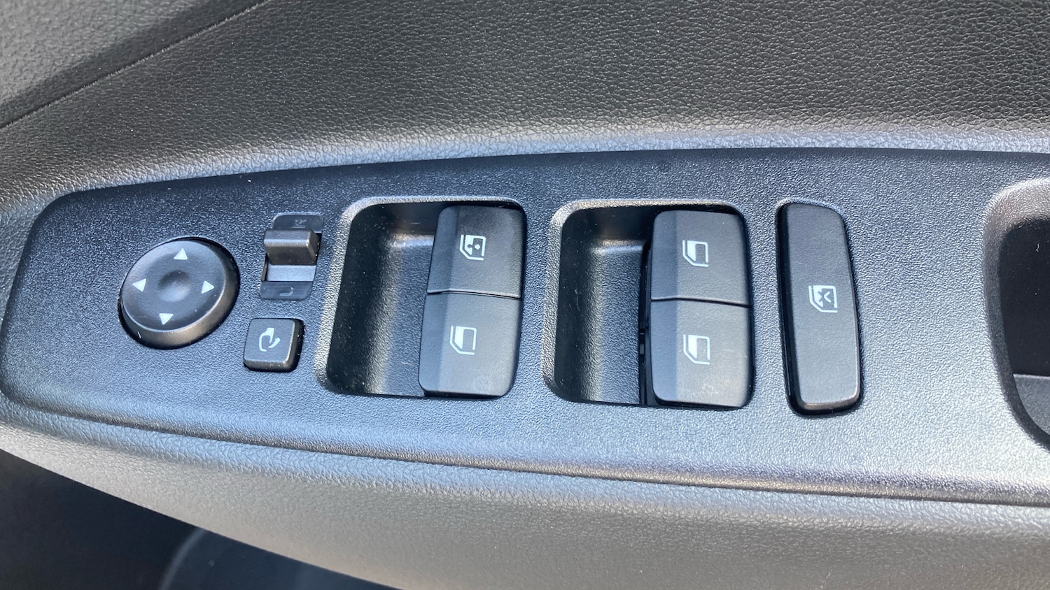 Used Hyundai i10 2024 for sale - 77274782: Photo 28