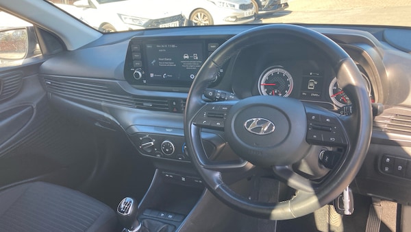 Used Hyundai i20 2021 for sale - 76220690: Photo 11