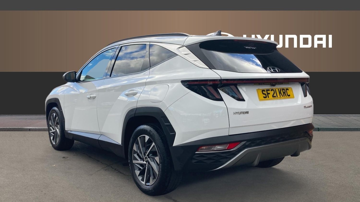 Used Hyundai TUCSON 2021 for sale - 76415702: Photo 2