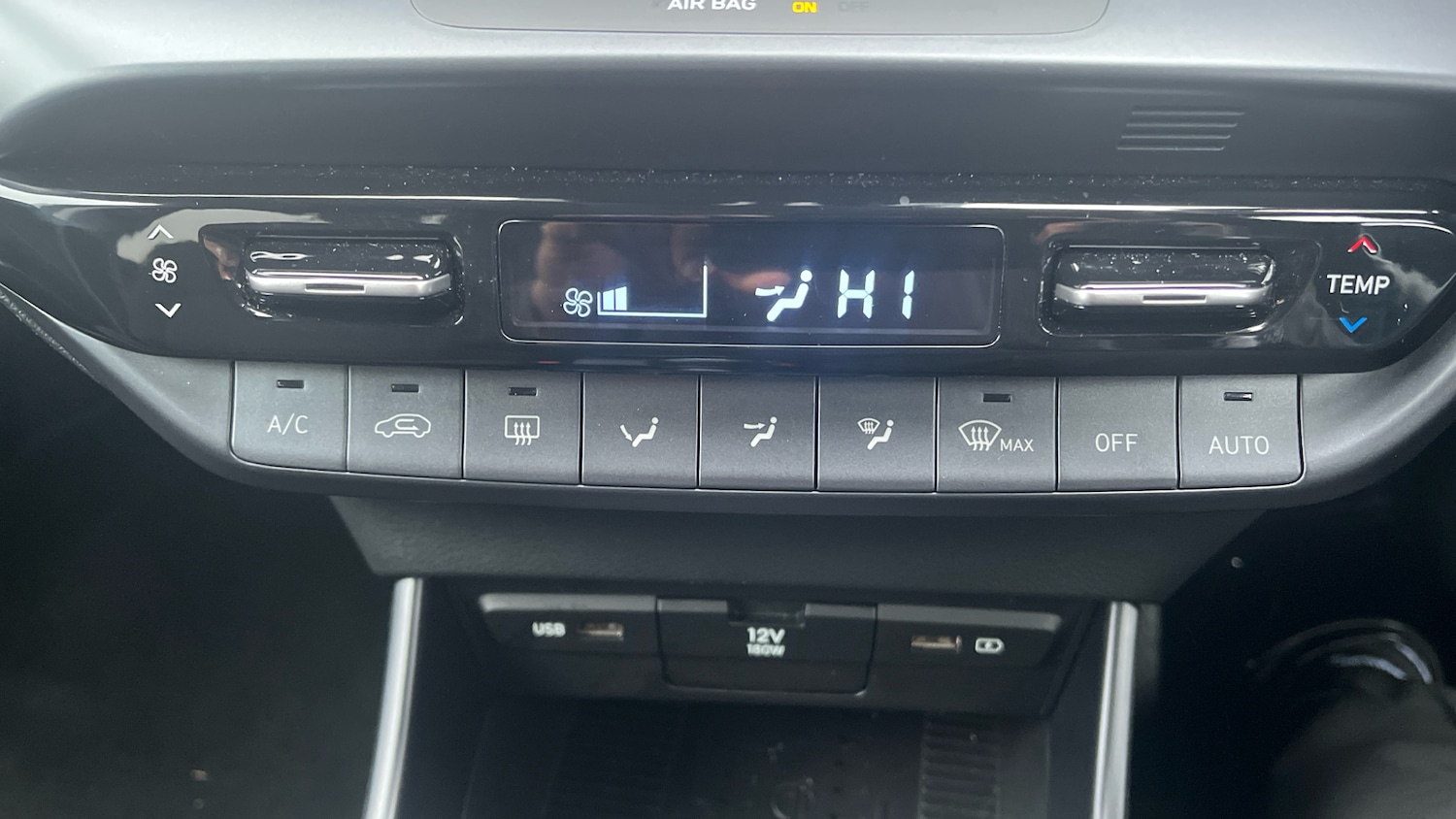 Used Hyundai BAYON 2023 for sale - 77475525: Photo 35