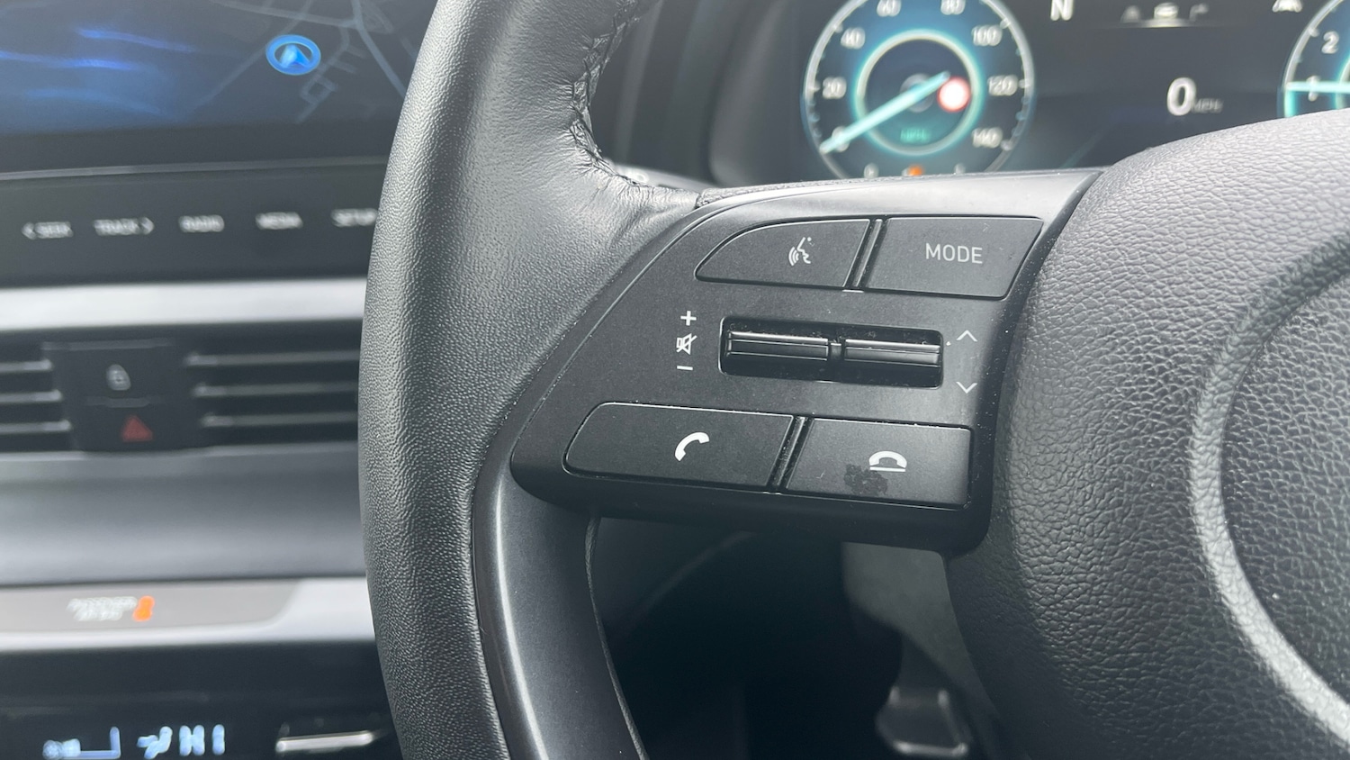 Used Hyundai BAYON 2023 for sale - 77475525: Photo 39