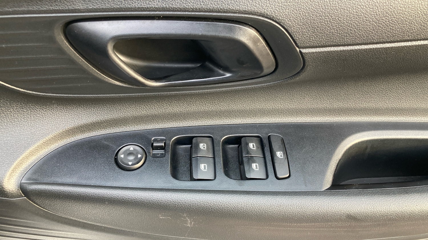 Used Hyundai i20 2024 for sale - 76078045: Photo 30