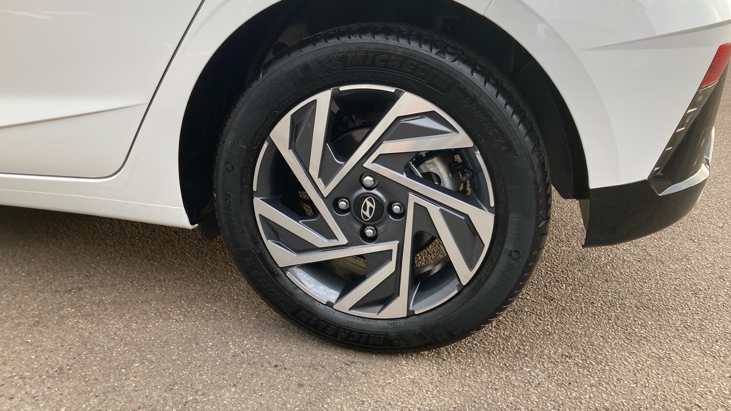 Used Hyundai i20 2024 for sale - 76078045: Photo 42